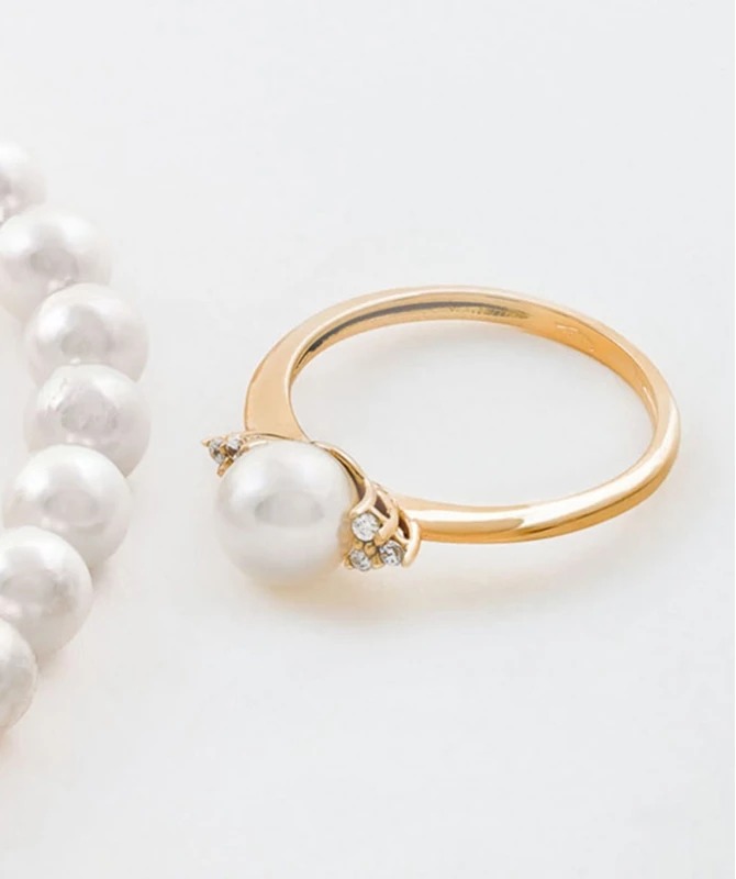 Pearl Wonder zlatni prsten s biserom