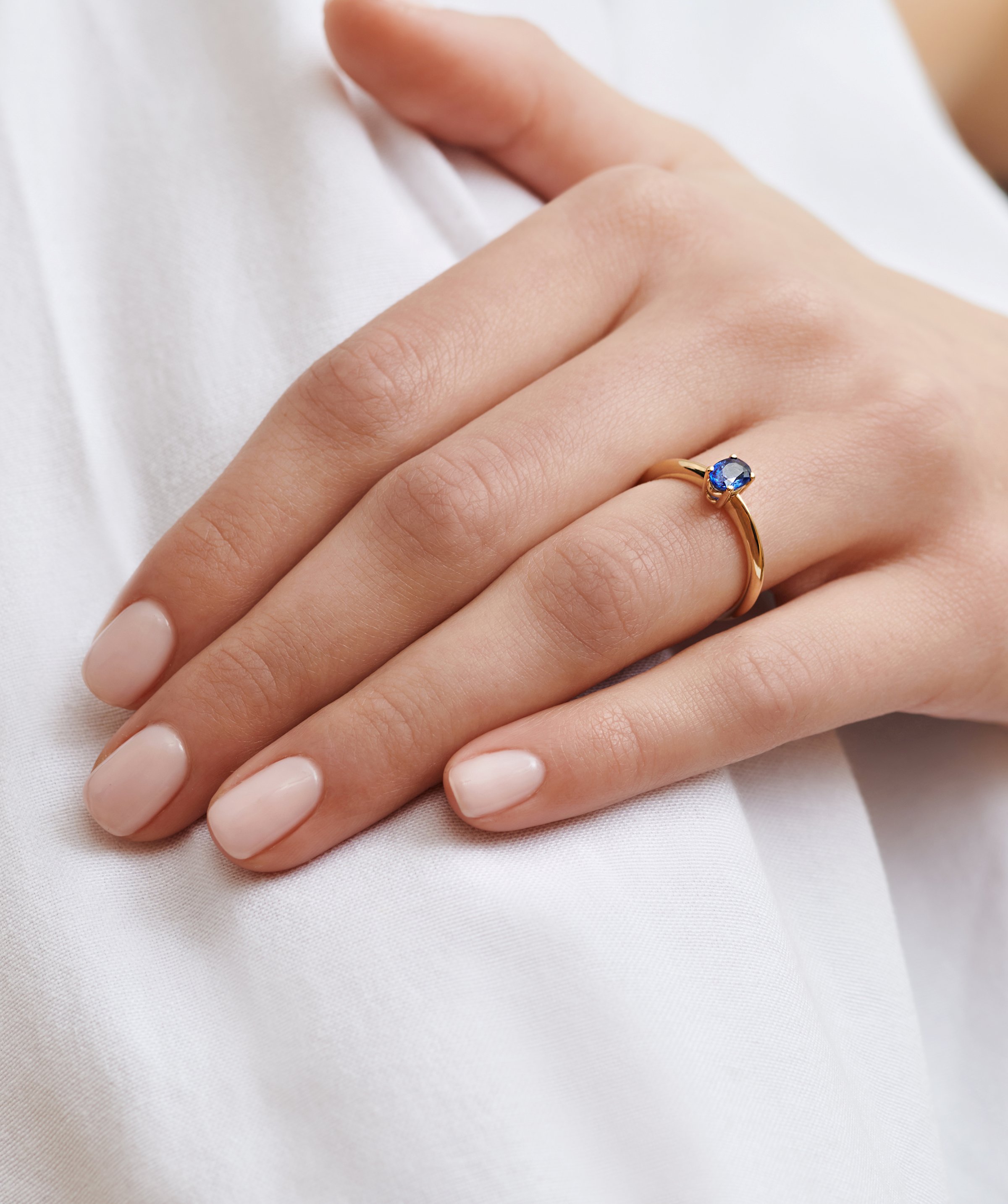 Sapphire Sparkler zlatni zaručnički prsten sa safirom
