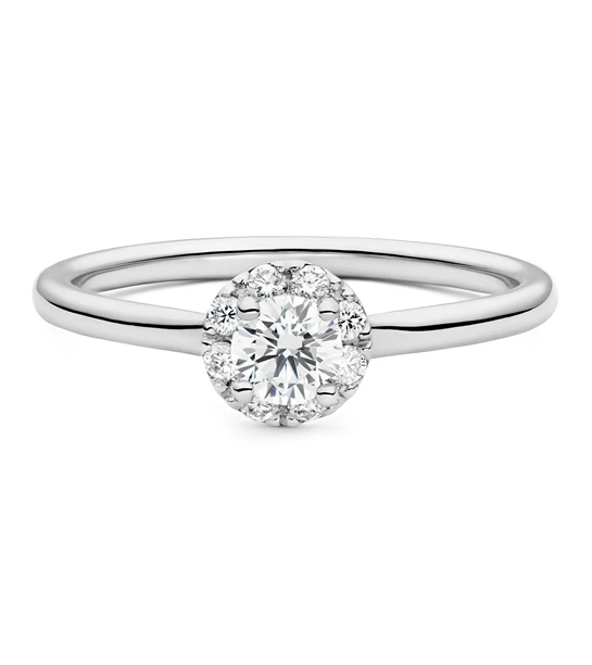 Heavenly gold engagement diamond ring