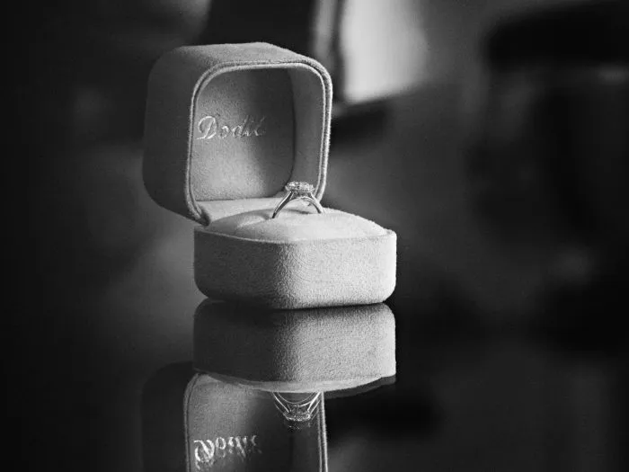 dijamantni zaručnički prsten