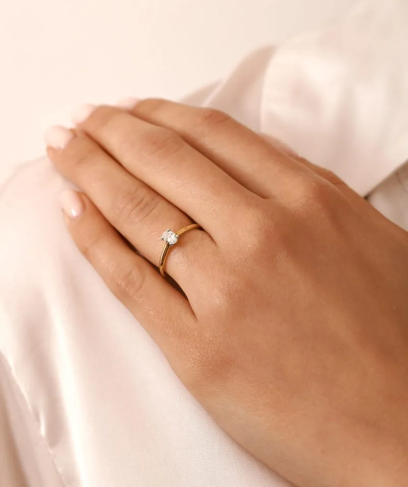 Answer of Love zlatni zaručnički prsten s dijamantom 0.28 – 0.37 ct